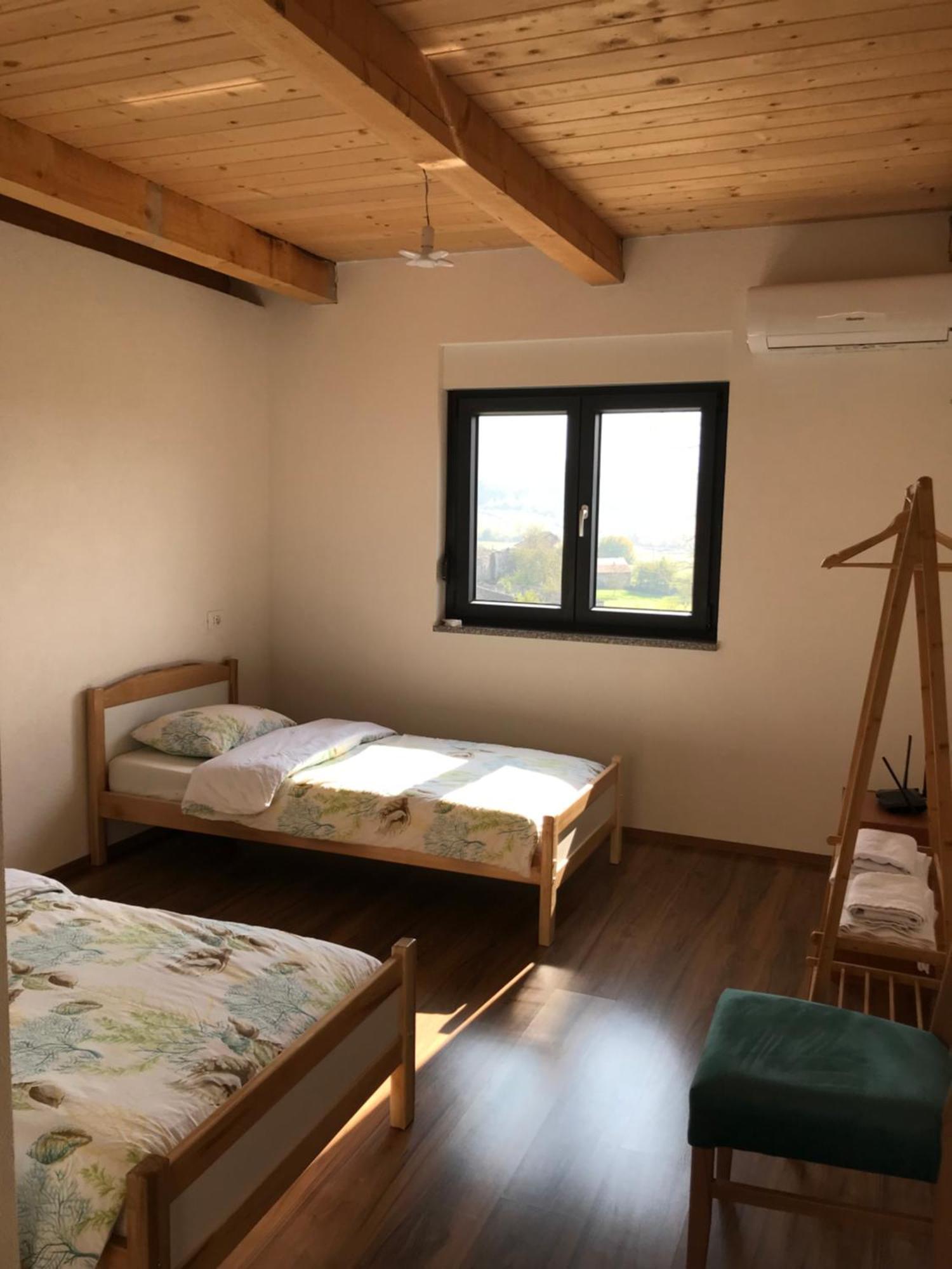 Guesthouse Tropoje E Vjeter Ngoại thất bức ảnh